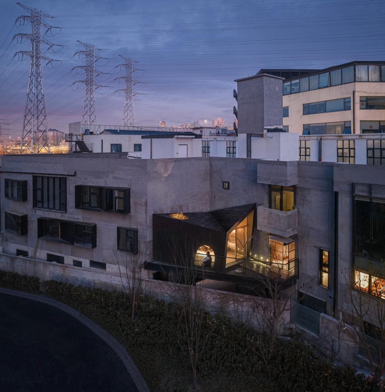 BIM建筑|夹缝中的建筑,上海 / 本哲建筑 BIM建筑|夹缝中的建筑,上海 / 本哲建筑
