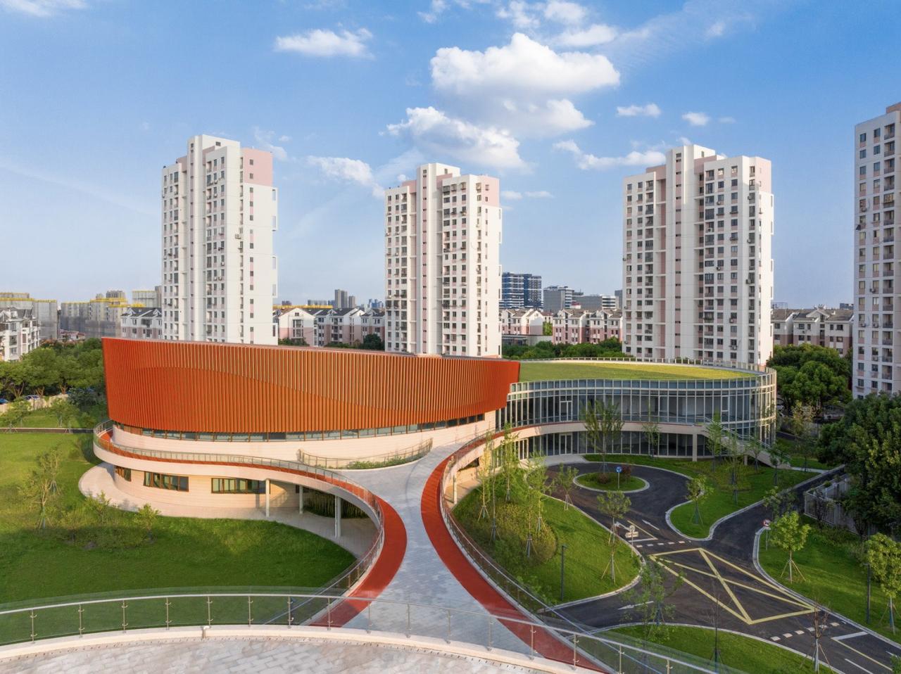 BIM建筑|上海三林懿德社区文体中心:“镶嵌”在社区当中的一站式“体育+”公园 / 三益中国 BIM建筑|上海三林懿德社区文体中心:“镶嵌”在社区当中的一站式“体育+”公园 / 三益中国