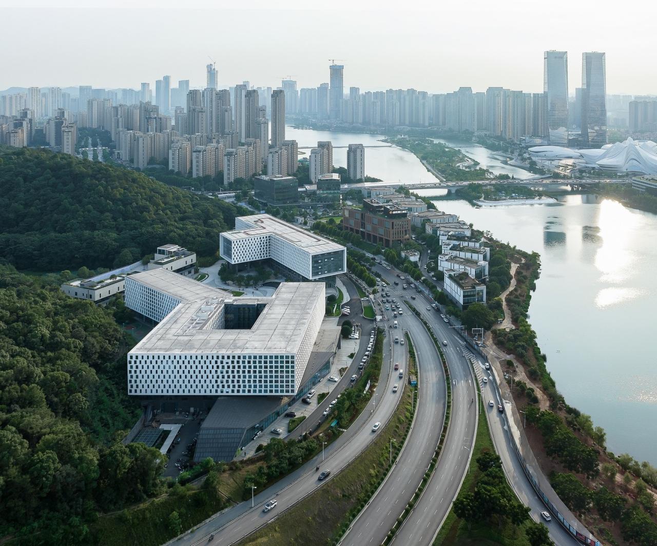 BIM建筑|长沙JJM研发总部 / 单元建筑 BIM建筑|长沙JJM研发总部 / 单元建筑