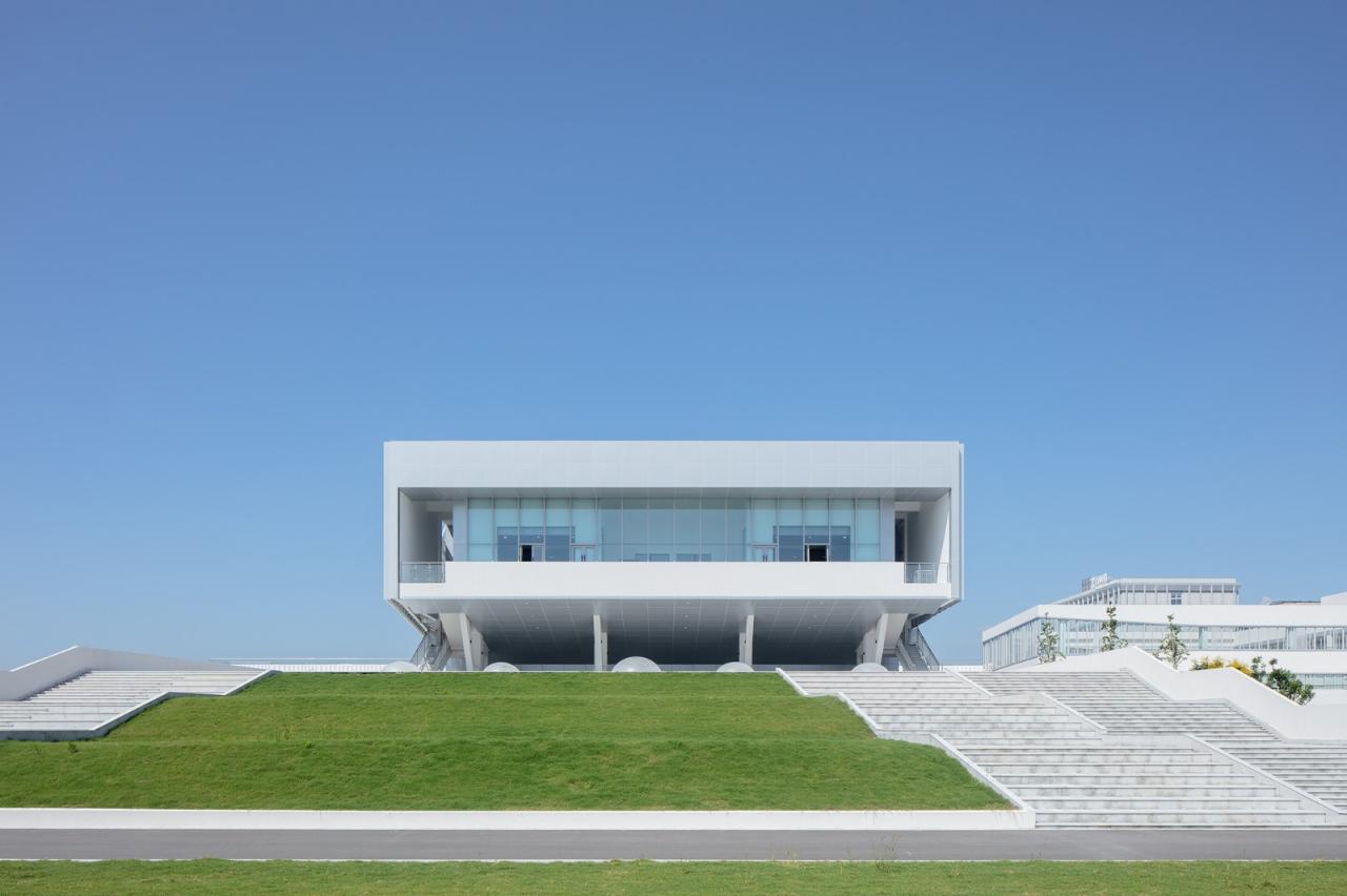 BIM建筑|宁波市古林职业高级中学:少年的无限剧本 / ARCHIS(如是)建筑设计事务所 BIM建筑|宁波市古林职业高级中学:少年的无限剧本 / ARCHIS(如是)建筑设计事务所