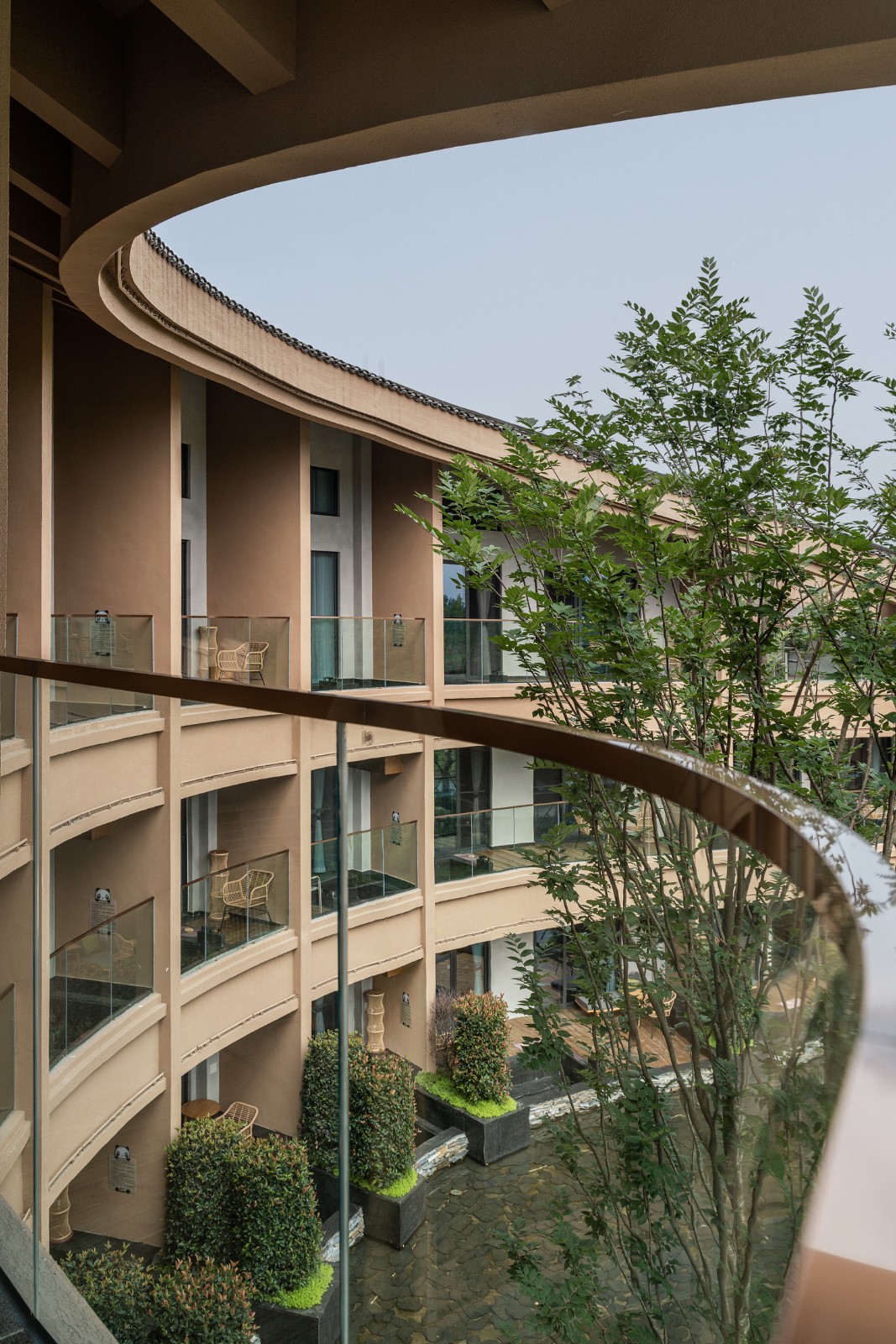 BIM建筑|川西建筑与道教文化的融合/“青城•朴舍亲子度假酒店”荣获2023金熊猫天府创意设计奖 BIM建筑|川西建筑与道教文化的融合/“青城•朴舍亲子度假酒店”荣获2023金熊猫天府创意设计奖