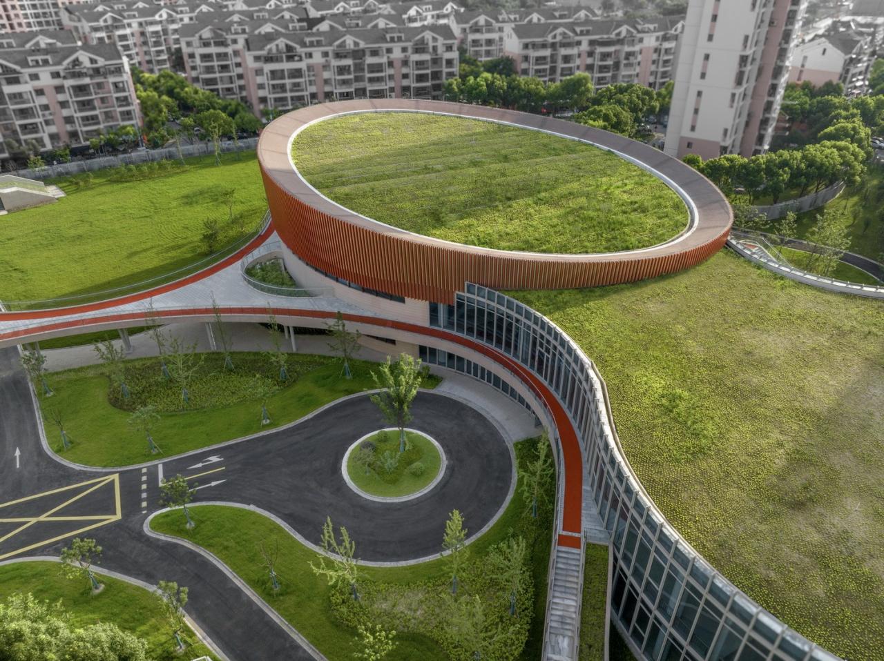 BIM建筑|上海三林懿德社区文体中心:“镶嵌”在社区当中的一站式“体育+”公园 / 三益中国 BIM建筑|上海三林懿德社区文体中心:“镶嵌”在社区当中的一站式“体育+”公园 / 三益中国