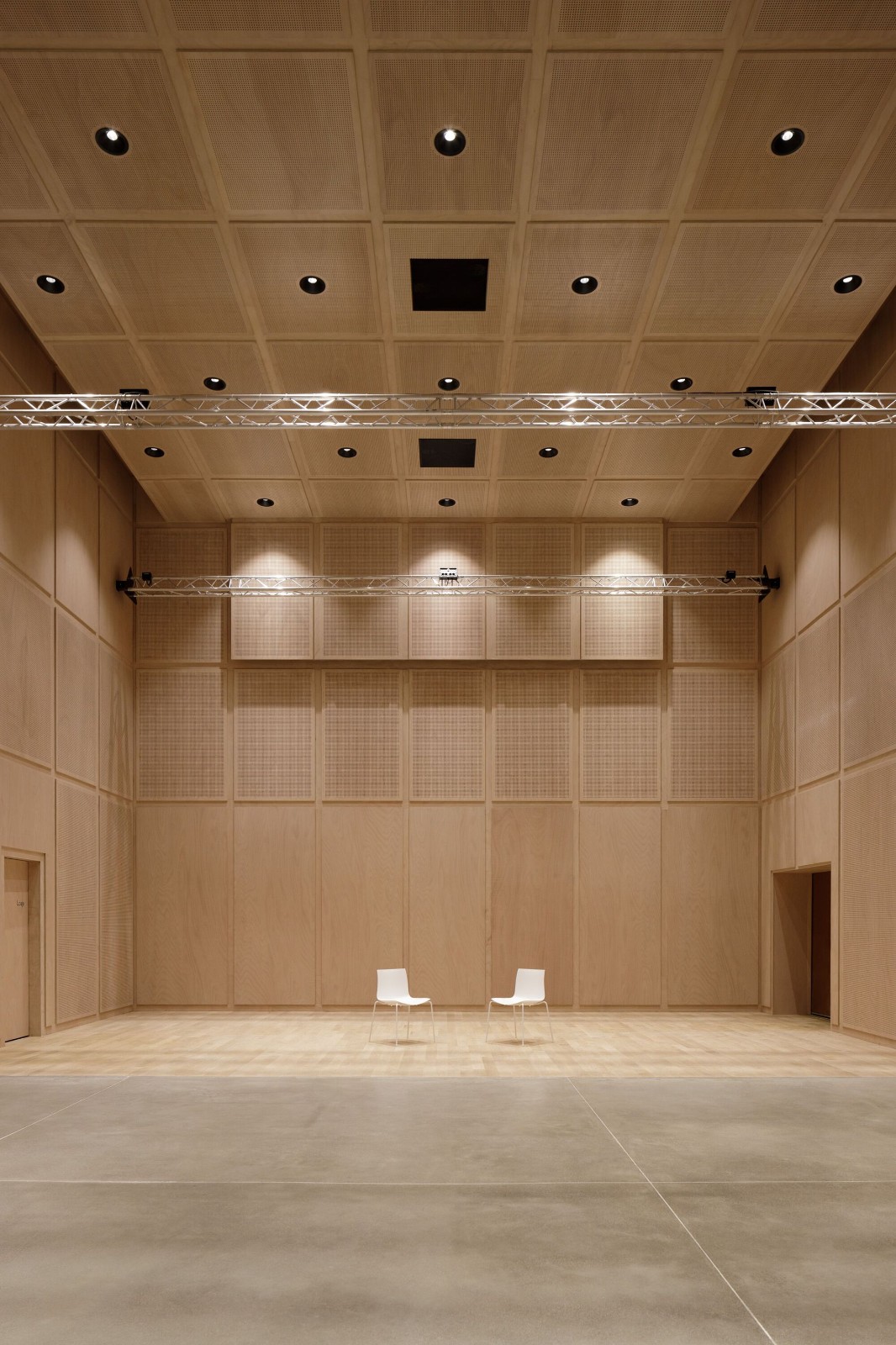 BIM建筑|Sainte-Geneviève- des-Bois 媒体图书馆 / archi5 + Calmm architecture BIM建筑|Sainte-Geneviève- des-Bois 媒体图书馆 / archi5 + Calmm architecture