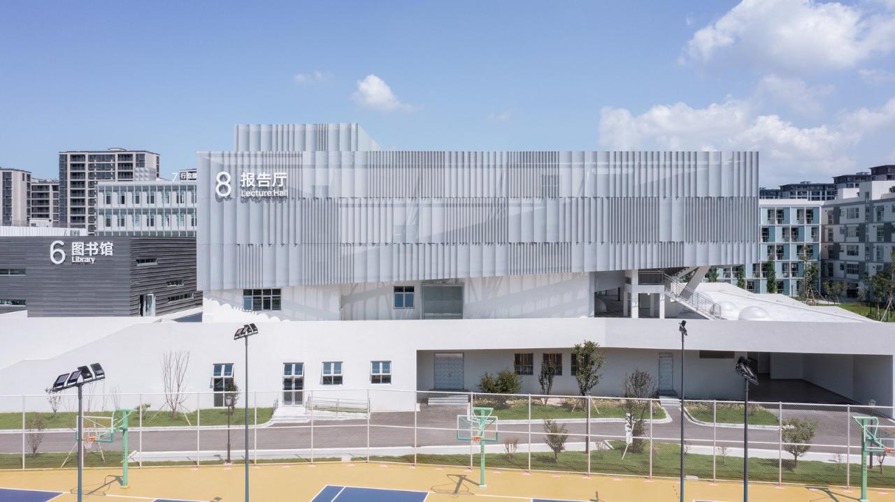BIM建筑|宁波市古林职业高级中学:少年的无限剧本 / ARCHIS(如是)建筑设计事务所 BIM建筑|宁波市古林职业高级中学:少年的无限剧本 / ARCHIS(如是)建筑设计事务所
