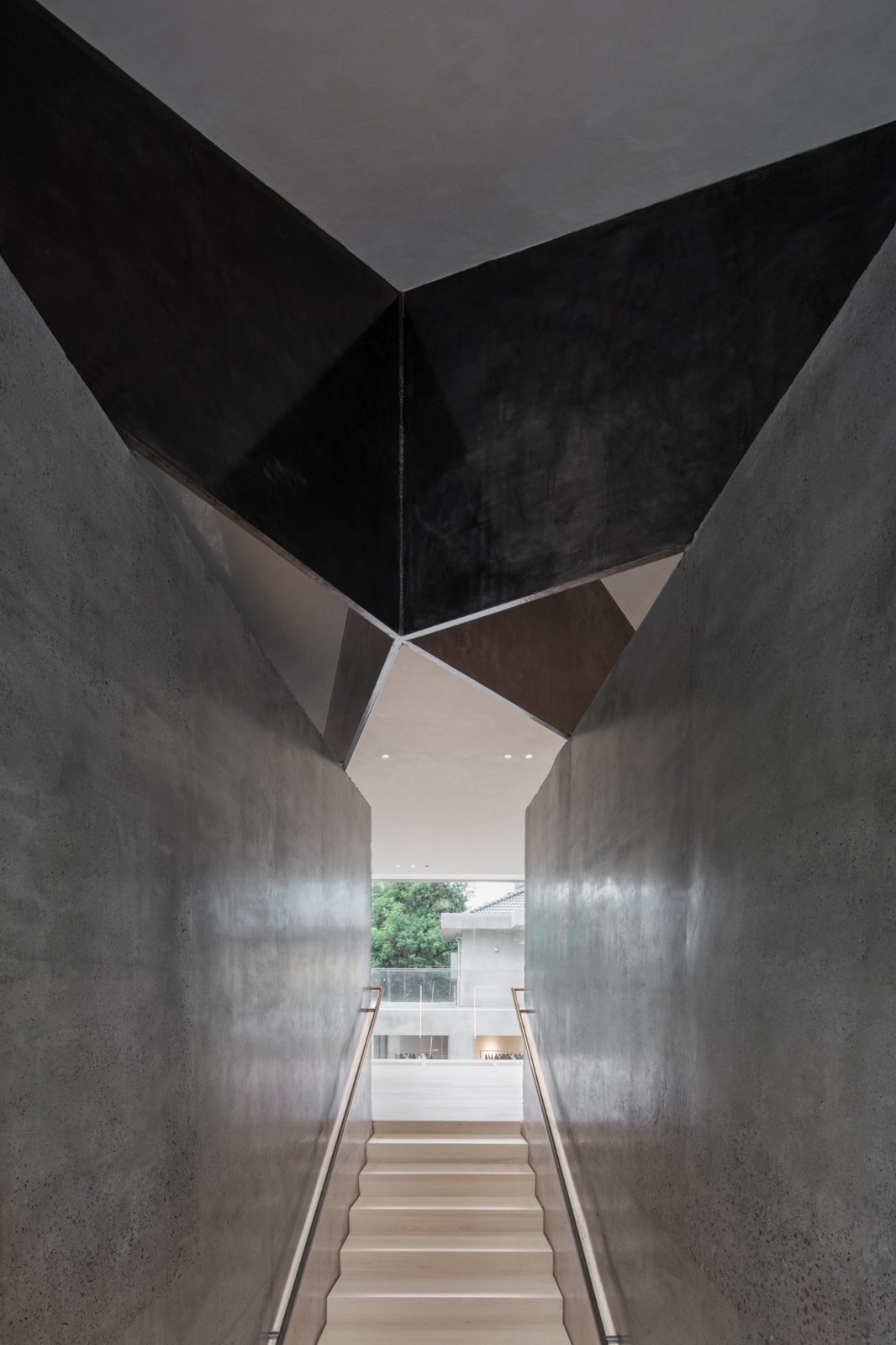 BIM建筑|上海长乐路 YEARLY PLAN / dongqi 栋栖设计 BIM建筑|上海长乐路 YEARLY PLAN / dongqi 栋栖设计