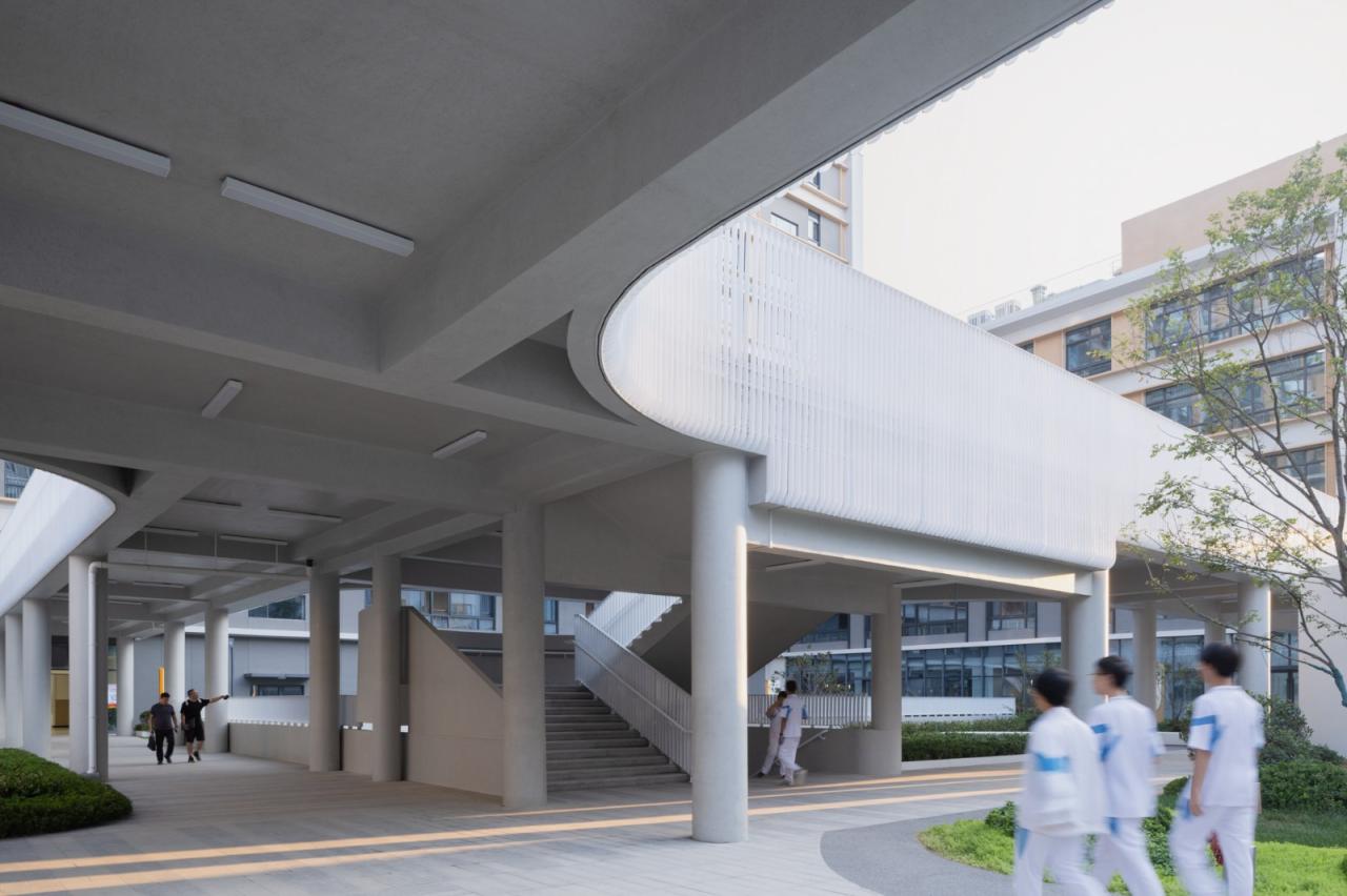 BIM建筑|西安高新第一中学(高中部)改扩建 / 中国建筑西北设计研究院 屈培青工作室 BIM建筑|西安高新第一中学(高中部)改扩建 / 中国建筑西北设计研究院 屈培青工作室