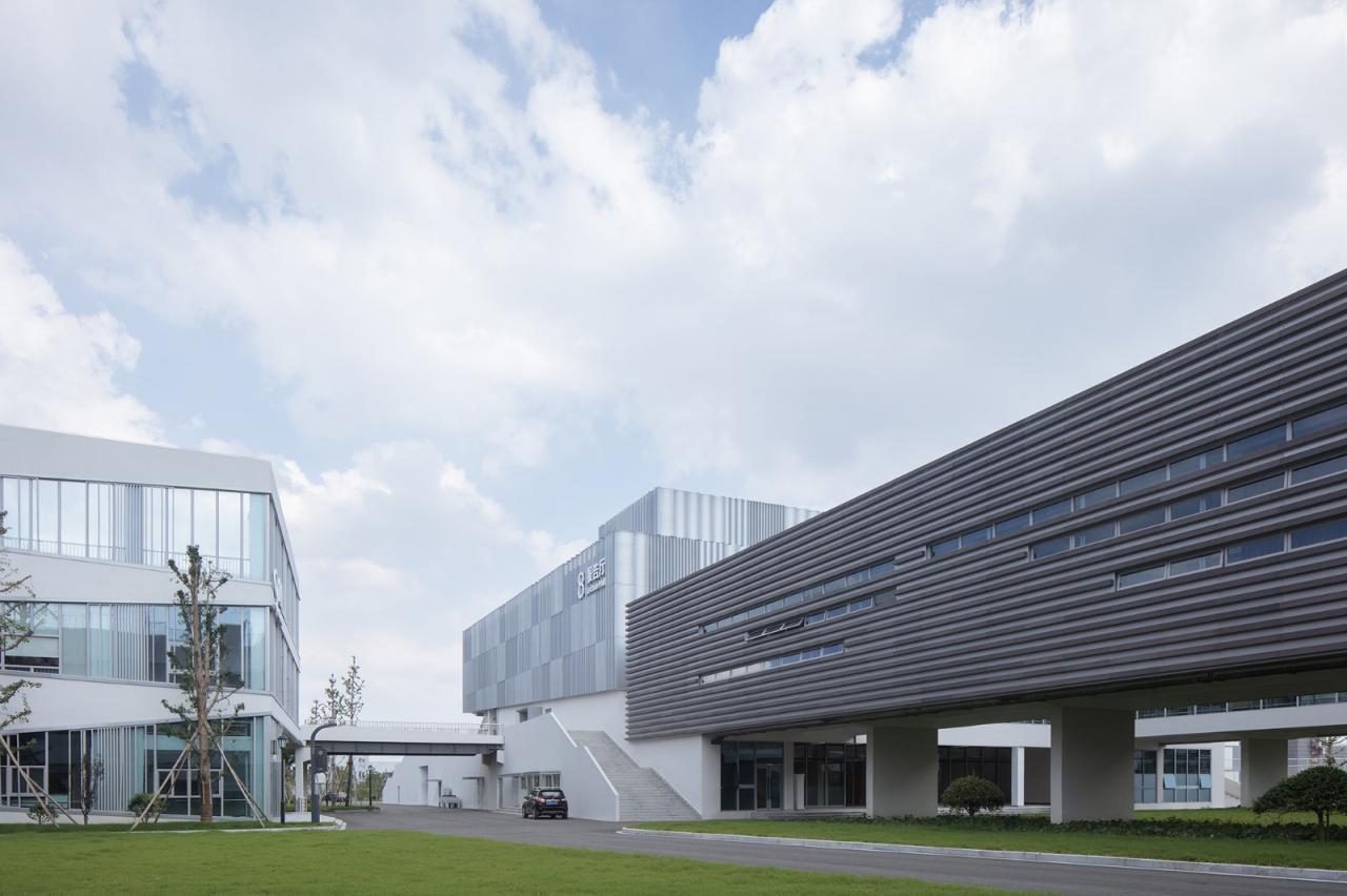 BIM建筑|宁波市古林职业高级中学:少年的无限剧本 / ARCHIS(如是)建筑设计事务所 BIM建筑|宁波市古林职业高级中学:少年的无限剧本 / ARCHIS(如是)建筑设计事务所
