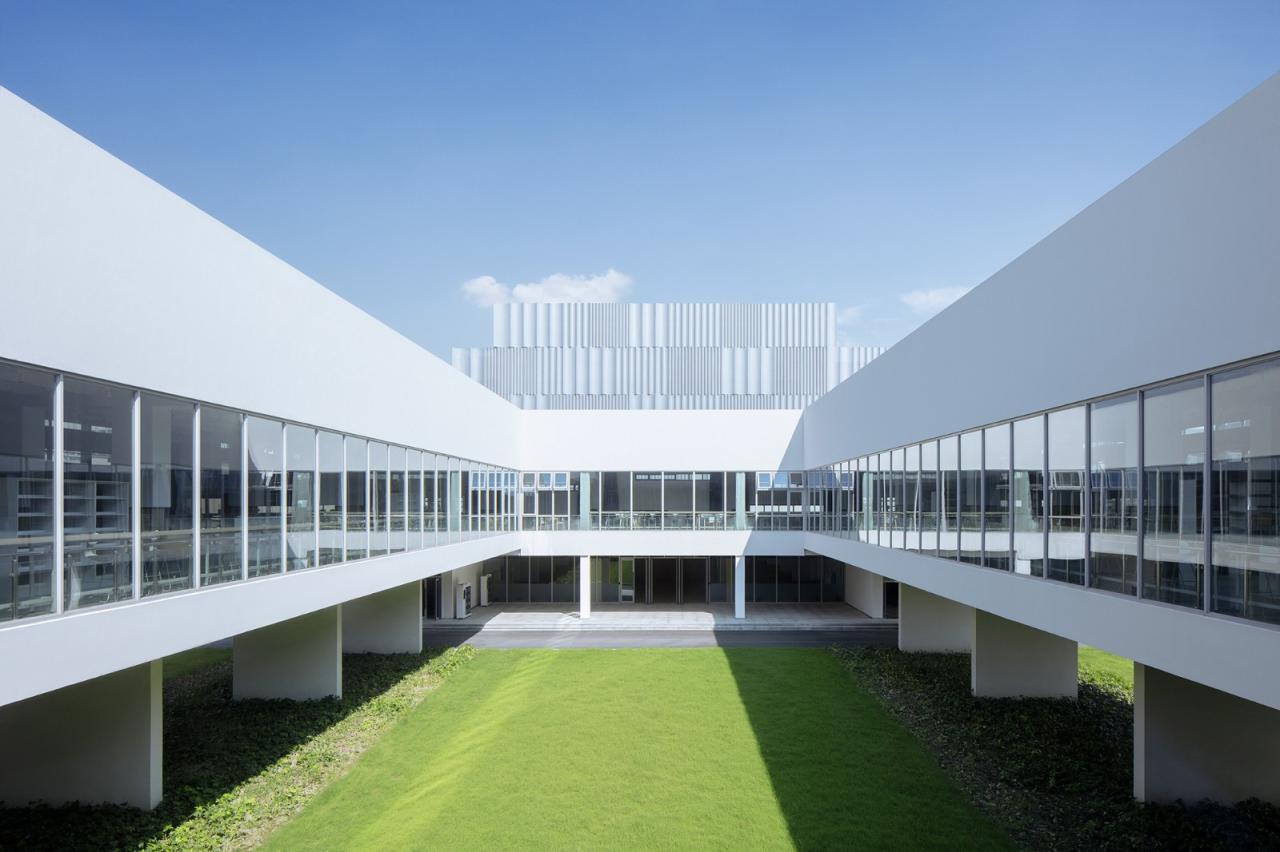 BIM建筑|宁波市古林职业高级中学:少年的无限剧本 / ARCHIS(如是)建筑设计事务所 BIM建筑|宁波市古林职业高级中学:少年的无限剧本 / ARCHIS(如是)建筑设计事务所