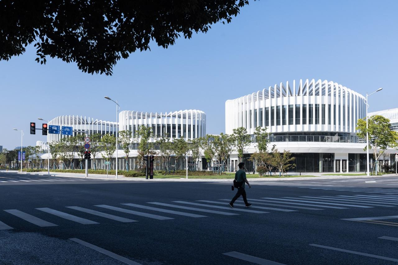 BIM建筑|兰花阁:九流渡滨河艺术街区 / UUA建筑师事务所 BIM建筑|兰花阁:九流渡滨河艺术街区 / UUA建筑师事务所