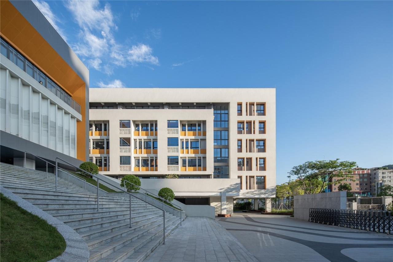 BIM建筑|深圳市坪山区科源实验学校 / 申都设计 BIM建筑|深圳市坪山区科源实验学校 / 申都设计