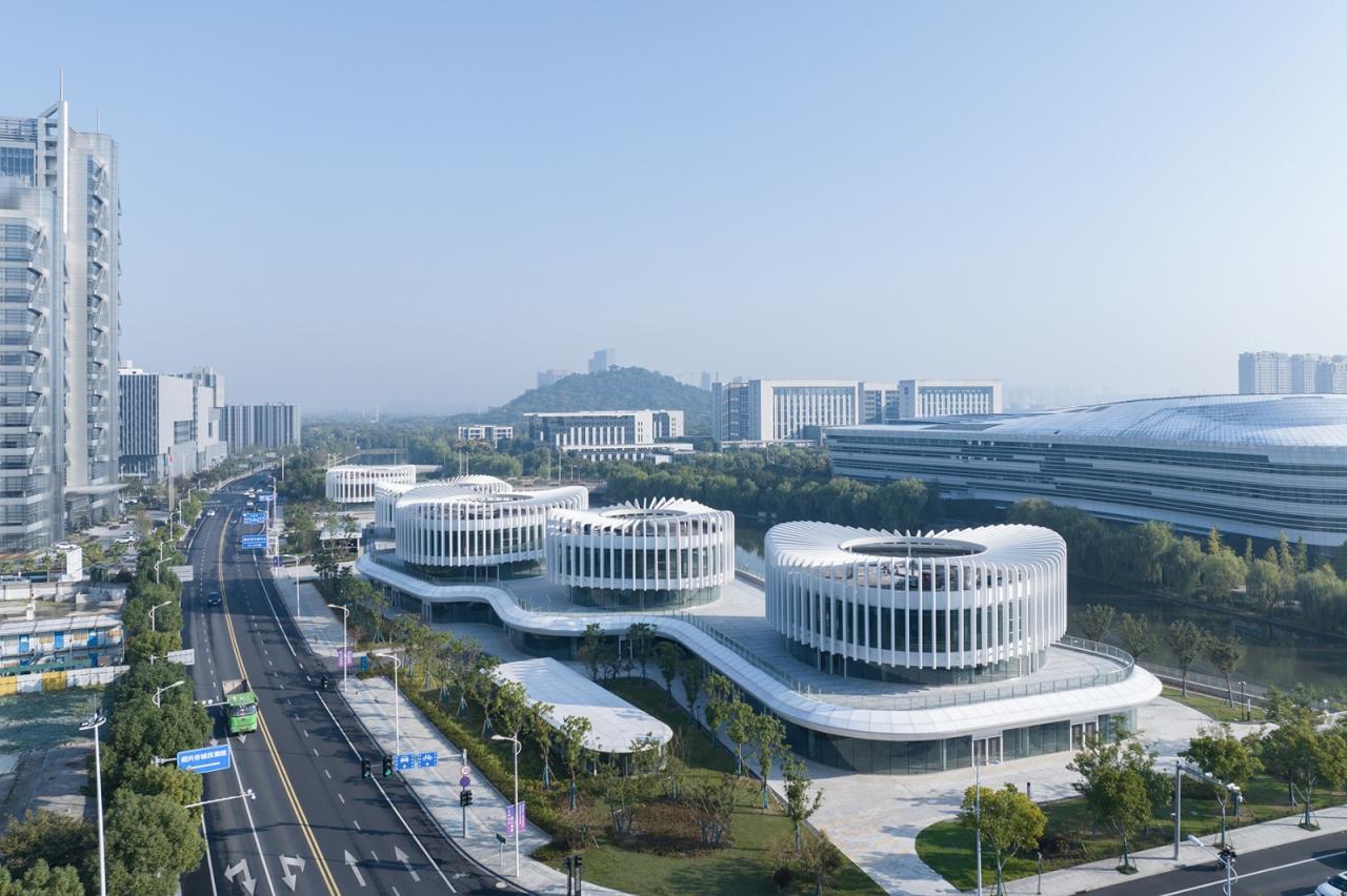 BIM建筑|兰花阁:九流渡滨河艺术街区 / UUA建筑师事务所 BIM建筑|兰花阁:九流渡滨河艺术街区 / UUA建筑师事务所