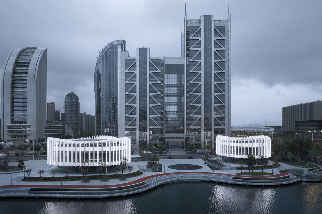 BIM建筑|兰花阁:九流渡滨河艺术街区 / UUA建筑师事务所 BIM建筑|兰花阁:九流渡滨河艺术街区 / UUA建筑师事务所