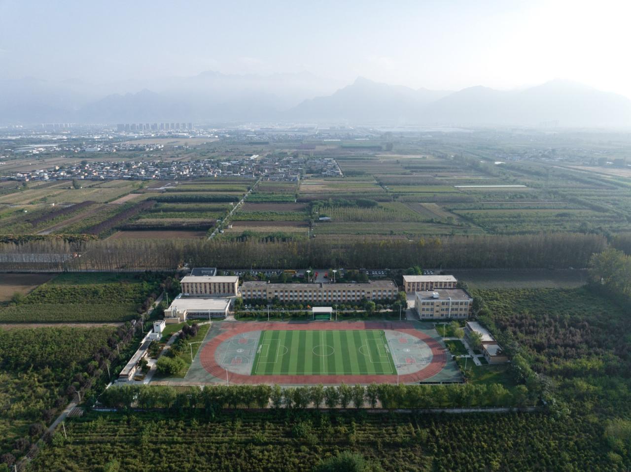 BIM建筑|陕西希望工程校园图书馆2.0 / 垣建筑 BIM建筑|陕西希望工程校园图书馆2.0 / 垣建筑