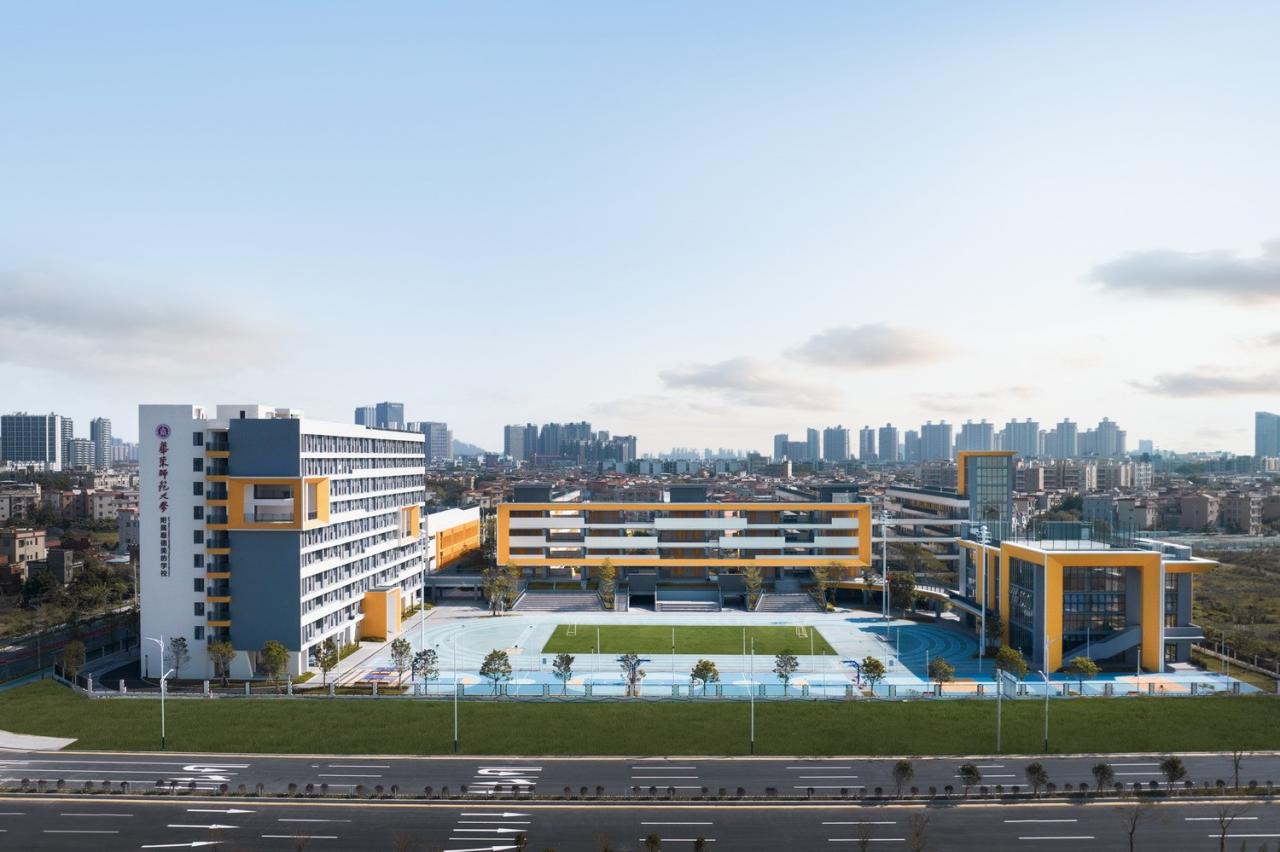 BIM建筑|绿色生态校园:华东师范大学附属顺德美的学校(二期)/ 睿住天元 BIM建筑|绿色生态校园:华东师范大学附属顺德美的学校(二期)/ 睿住天元