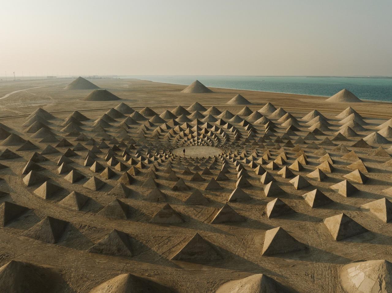 BIM建筑|沉浸式陆地艺术作品 :“自我相似” / Jim Denevan BIM建筑|沉浸式陆地艺术作品 :“自我相似” / Jim Denevan