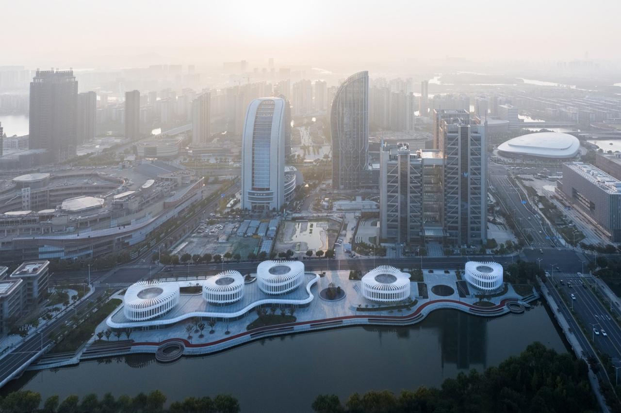 BIM建筑|兰花阁:九流渡滨河艺术街区 / UUA建筑师事务所 BIM建筑|兰花阁:九流渡滨河艺术街区 / UUA建筑师事务所