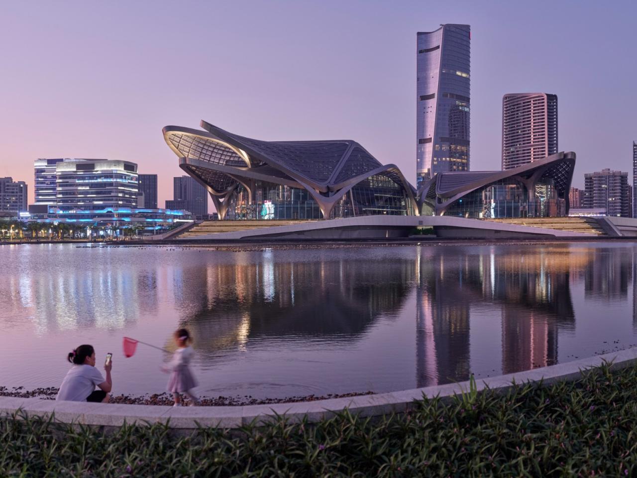 BIM建筑|珠海金湾市民艺术中心 / 扎哈·哈迪德建筑事务所 BIM建筑|珠海金湾市民艺术中心 / 扎哈·哈迪德建筑事务所