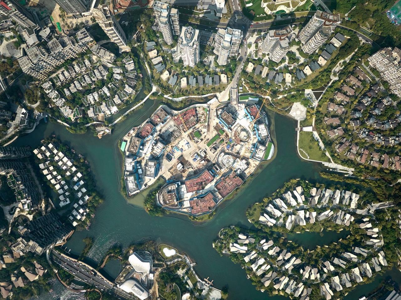 BIM建筑|成都麓湖黑石岛:垂直五连墅 / 孟凡浩-line+建筑事务所 BIM建筑|成都麓湖黑石岛:垂直五连墅 / 孟凡浩-line+建筑事务所