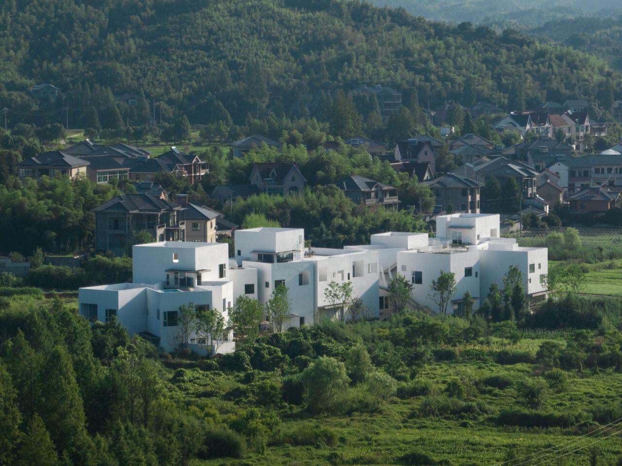 BIM建筑|湖州西坡劳岭良室 / 跳房子建筑工作室 BIM建筑|湖州西坡劳岭良室 / 跳房子建筑工作室