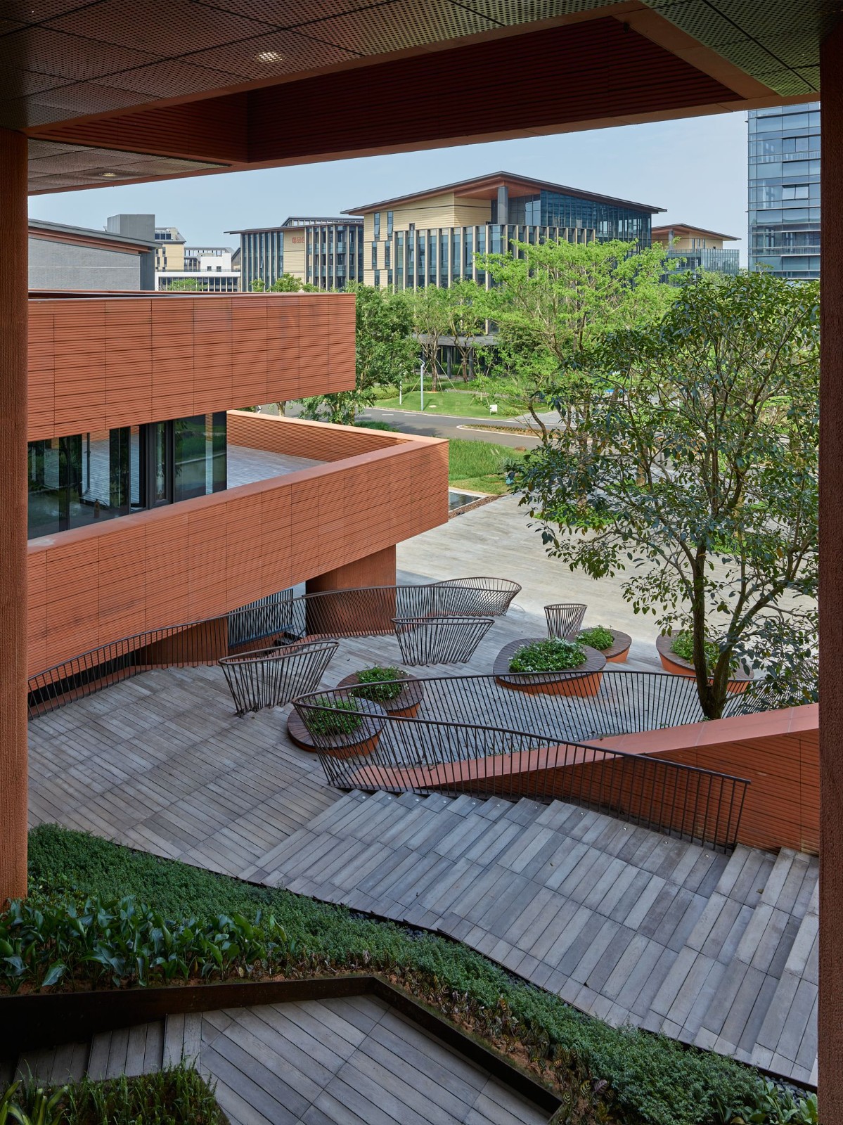 BIM建筑|海南生态智慧新城数字市政厅 / 清华大学建筑设计研究院 素朴建筑工作室 BIM建筑|海南生态智慧新城数字市政厅 / 清华大学建筑设计研究院 素朴建筑工作室