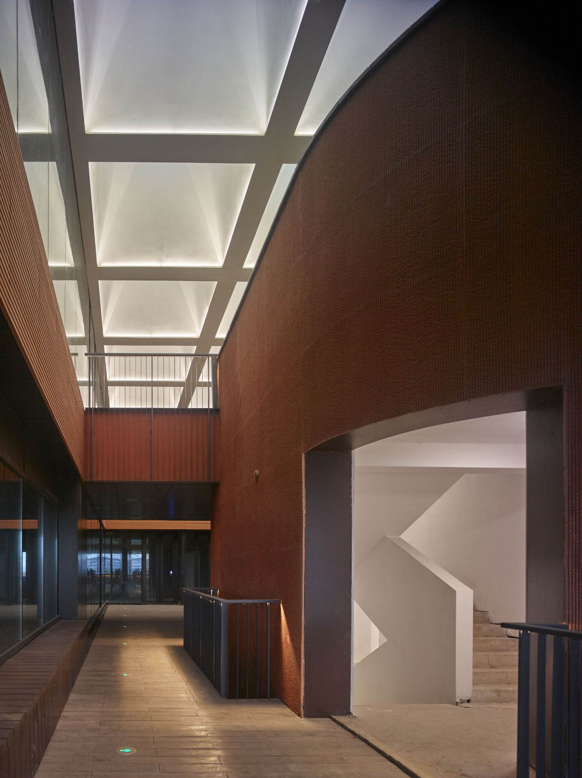 BIM建筑|海南生态智慧新城数字市政厅 / 清华大学建筑设计研究院 素朴建筑工作室 BIM建筑|海南生态智慧新城数字市政厅 / 清华大学建筑设计研究院 素朴建筑工作室
