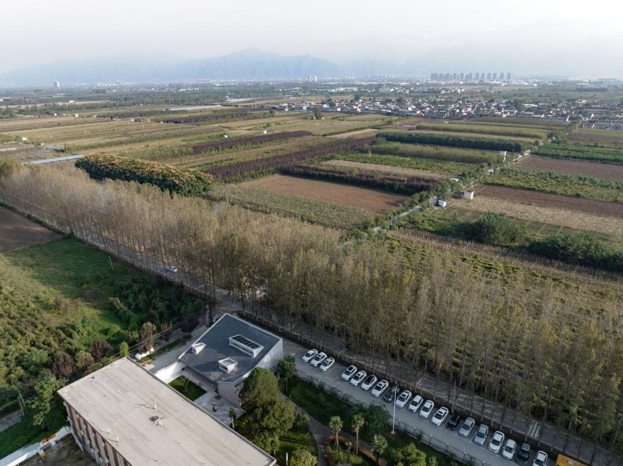 BIM建筑|陕西希望工程校园图书馆2.0 / 垣建筑 BIM建筑|陕西希望工程校园图书馆2.0 / 垣建筑