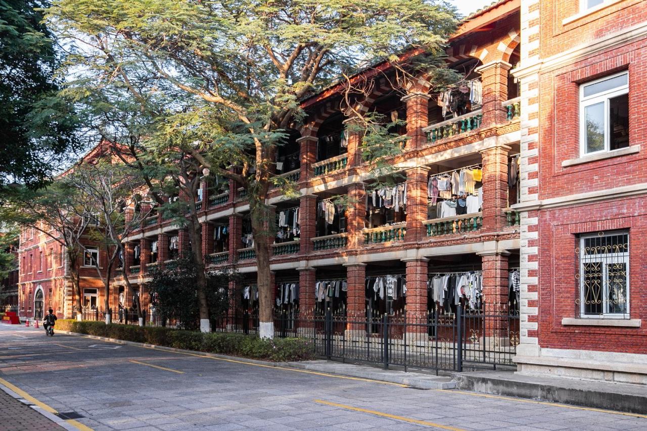 BIM建筑|厦门大学翔安校区中部学生食堂(思源餐厅)/ 厦门大学建筑设计研究院有限公司(AUAD) BIM建筑|厦门大学翔安校区中部学生食堂(思源餐厅)/ 厦门大学建筑设计研究院有限公司(AUAD)