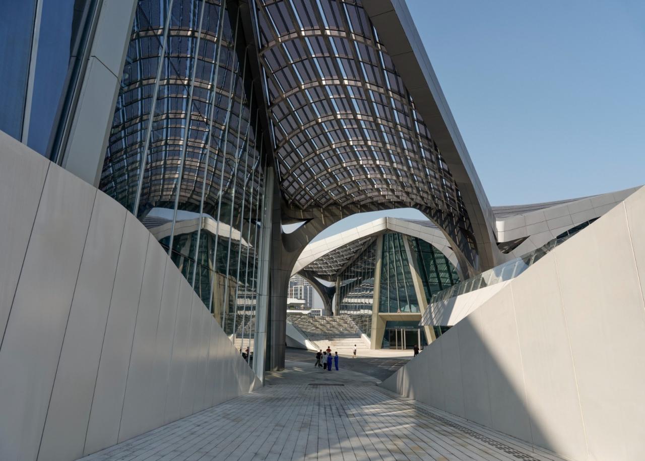BIM建筑|珠海金湾市民艺术中心 / 扎哈·哈迪德建筑事务所 BIM建筑|珠海金湾市民艺术中心 / 扎哈·哈迪德建筑事务所