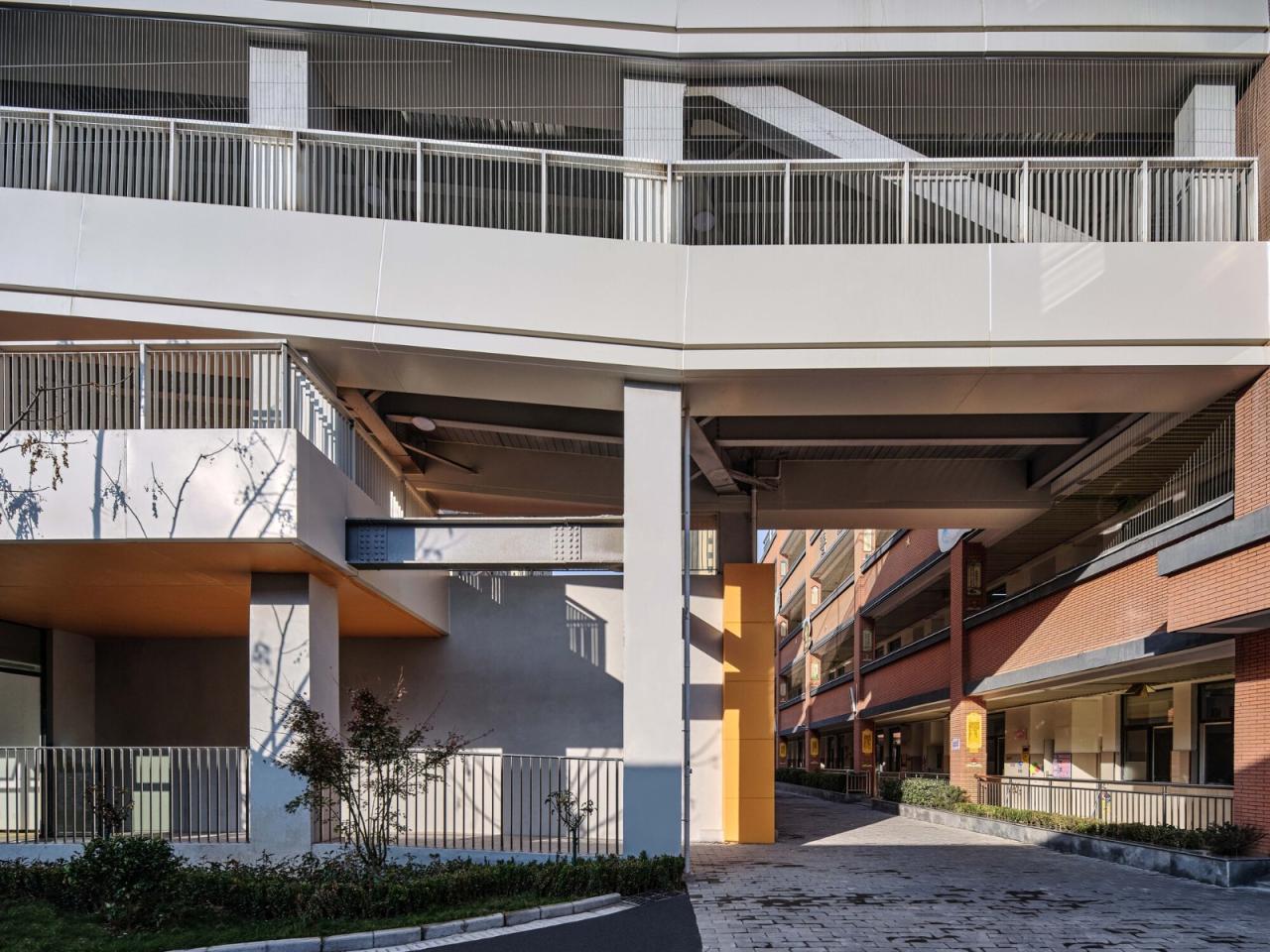 BIM建筑|西安市未央路小学综合楼 / 中国建筑西北设计研究院 屈培青工作室 BIM建筑|西安市未央路小学综合楼 / 中国建筑西北设计研究院 屈培青工作室