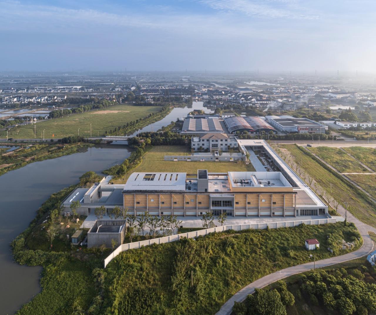 BIM建筑|苏州相城区阳澄湖镇大闸蟹文化园 / 九城都市 BIM建筑|苏州相城区阳澄湖镇大闸蟹文化园 / 九城都市