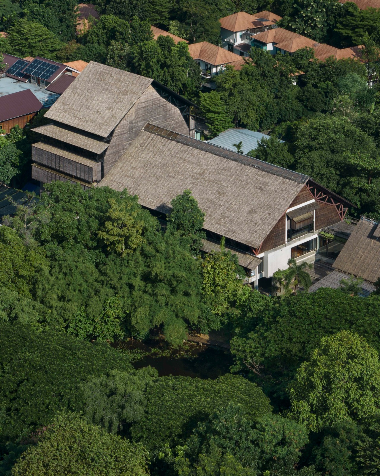 BIM建筑|建筑师们社区生活,Rabindhorn 大楼 / Arsomsilp Community and Environmental Architect BIM建筑|建筑师们社区生活,Rabindhorn 大楼 / Arsomsilp Community and Environmental Architect