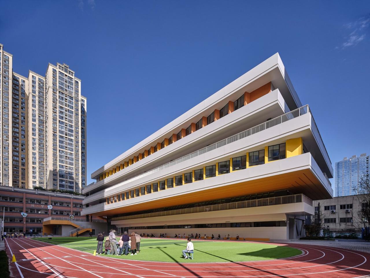 BIM建筑|西安市未央路小学综合楼 / 中国建筑西北设计研究院 屈培青工作室 BIM建筑|西安市未央路小学综合楼 / 中国建筑西北设计研究院 屈培青工作室