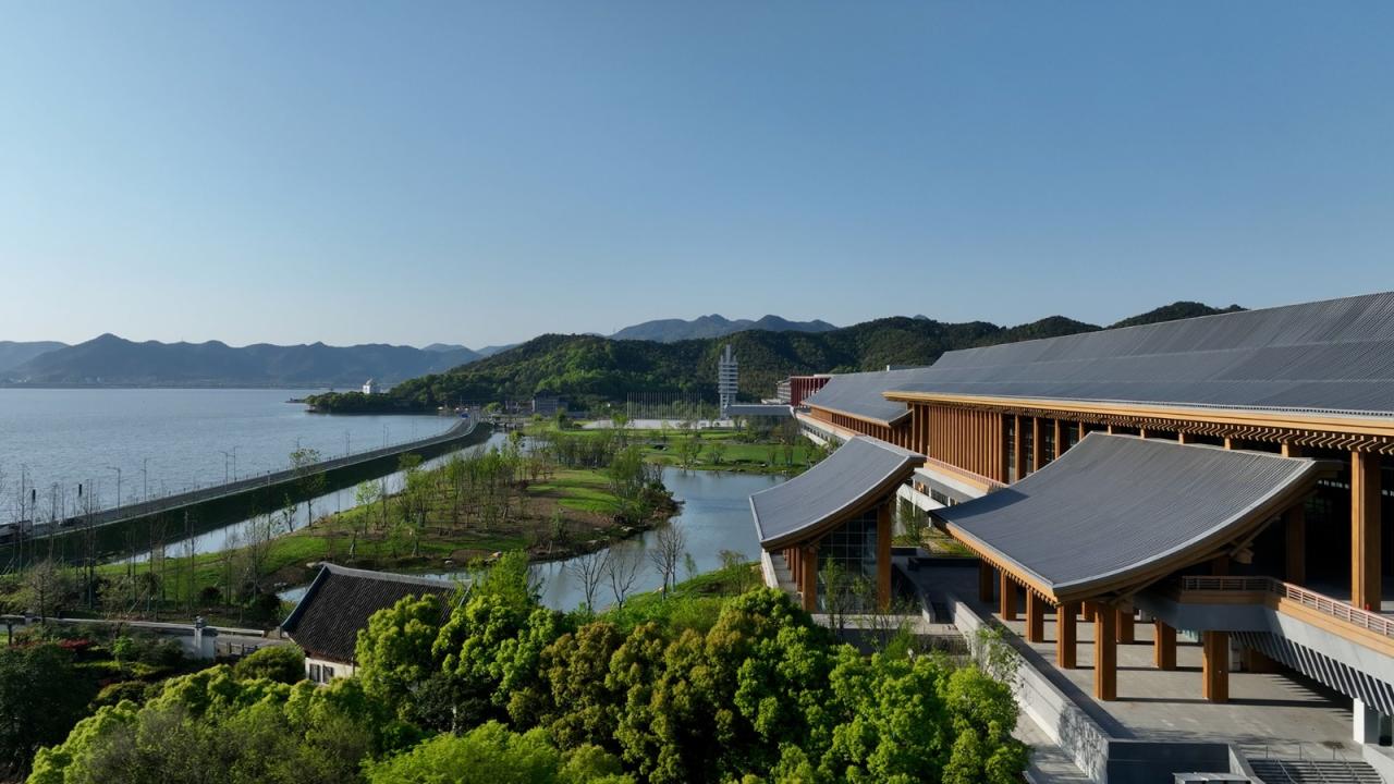 BIM建筑|稻田与廊桥 - 宁波国际会议中心 / 汤桦建筑设计 BIM建筑|稻田与廊桥 - 宁波国际会议中心 / 汤桦建筑设计