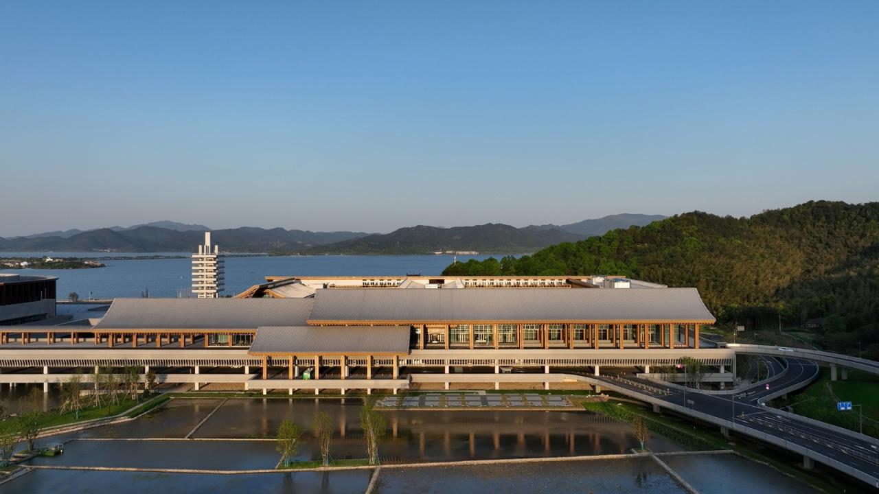 BIM建筑|稻田与廊桥 - 宁波国际会议中心 / 汤桦建筑设计 BIM建筑|稻田与廊桥 - 宁波国际会议中心 / 汤桦建筑设计