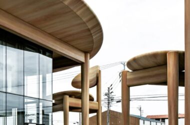 BIM建筑|日建设计为糖果公司总部设计超大桌椅-BIM建筑网