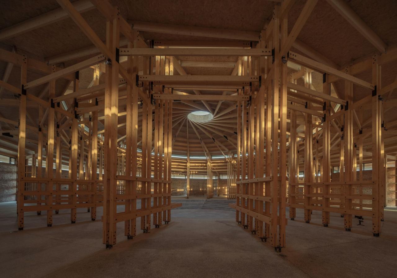 BIM建筑|熟地工艺展示馆 / 罗宇杰工作室 BIM建筑|熟地工艺展示馆 / 罗宇杰工作室