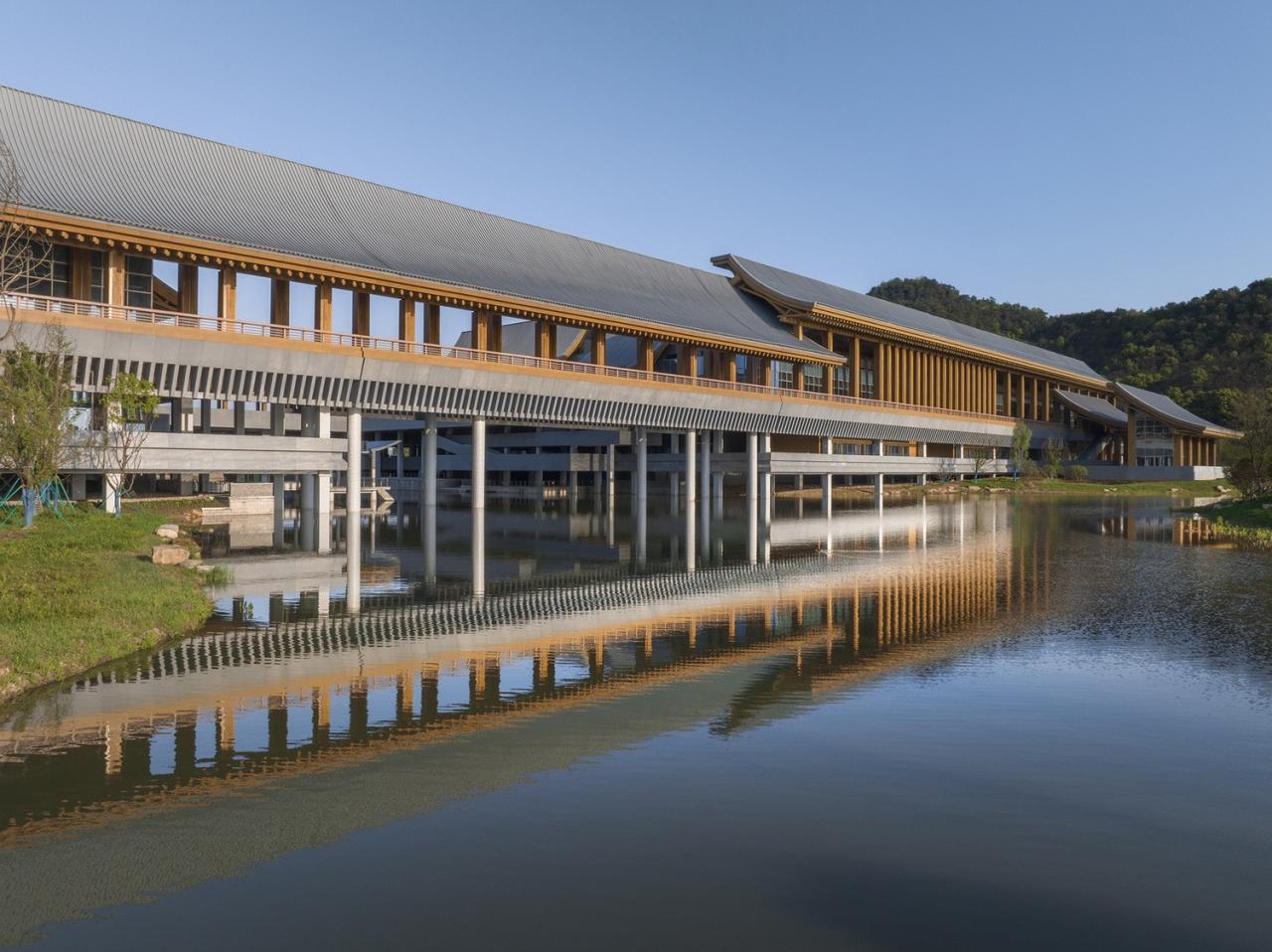 BIM建筑|稻田与廊桥 - 宁波国际会议中心 / 汤桦建筑设计 BIM建筑|稻田与廊桥 - 宁波国际会议中心 / 汤桦建筑设计