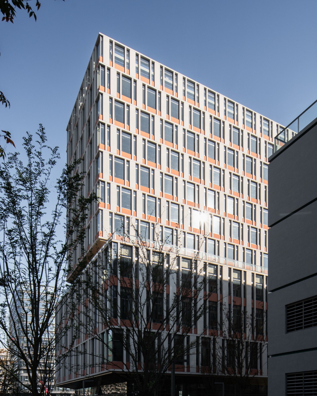 BIM建筑|工业上楼 模式迭代:杭州中节能(富阳)环保产业园 / line+孟凡浩新作 BIM建筑|工业上楼 模式迭代:杭州中节能(富阳)环保产业园 / line+孟凡浩新作
