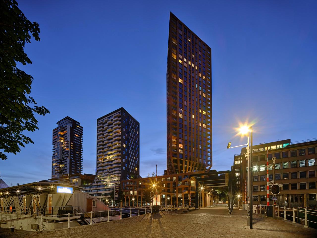 BIM建筑|卡萨诺瓦大楼 / Barcode Architects BIM建筑|卡萨诺瓦大楼 / Barcode Architects
