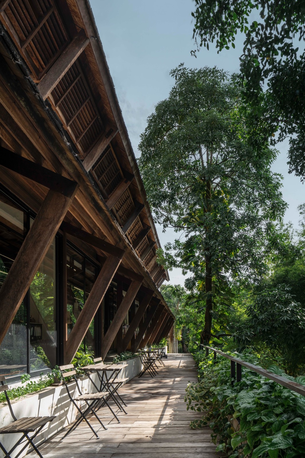 BIM建筑|建筑师们社区生活,Rabindhorn 大楼 / Arsomsilp Community and Environmental Architect BIM建筑|建筑师们社区生活,Rabindhorn 大楼 / Arsomsilp Community and Environmental Architect