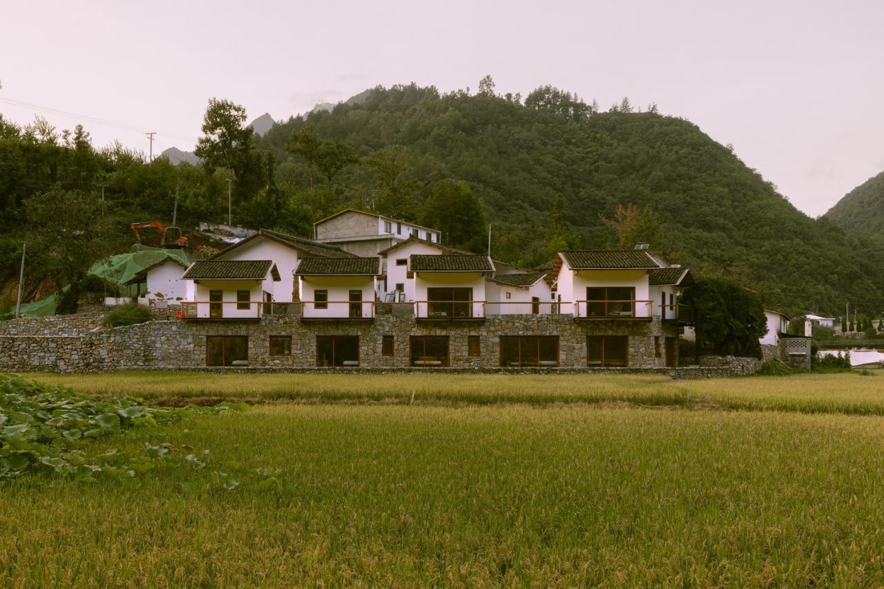 BIM建筑|鹿柴山集 精品民宿 / 小大建筑 BIM建筑|鹿柴山集 精品民宿 / 小大建筑