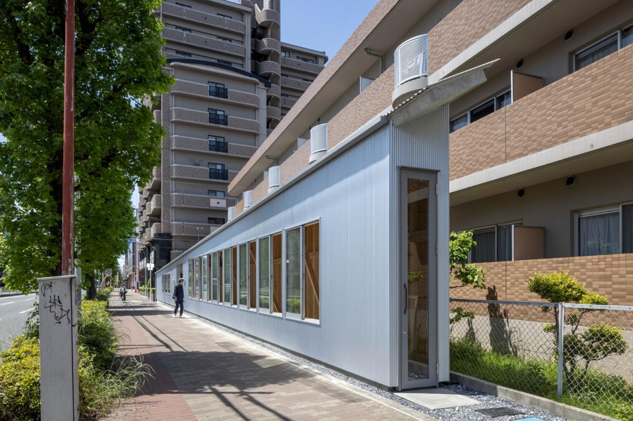 BIM建筑|4x59米三角地,YOKONAGAYA 美容院 / Office for Environment Architecture BIM建筑|4x59米三角地,YOKONAGAYA 美容院 / Office for Environment Architecture