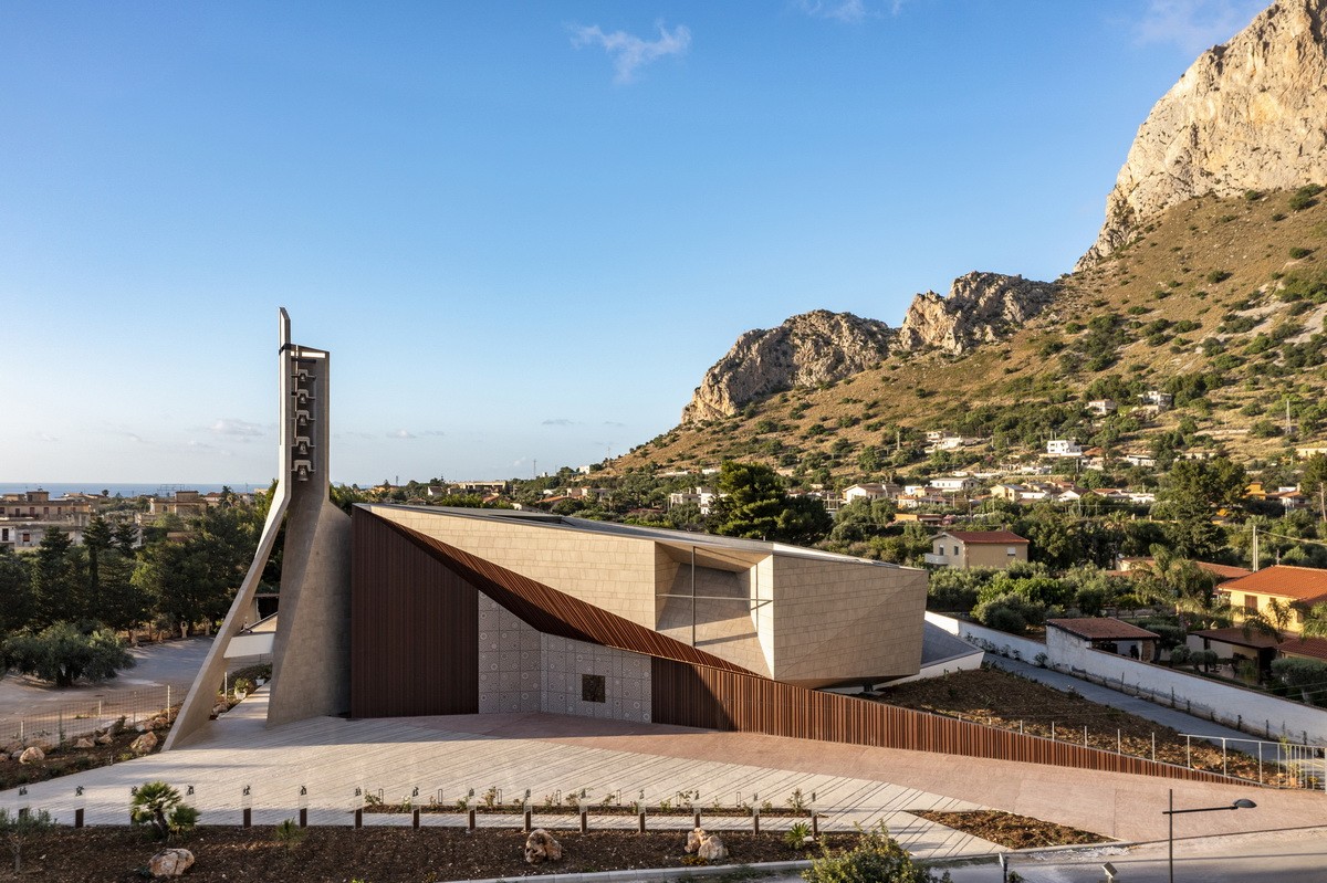 BIM建筑|Redemptoris Mater 教堂 / Studio Kuadra BIM建筑|Redemptoris Mater 教堂 / Studio Kuadra