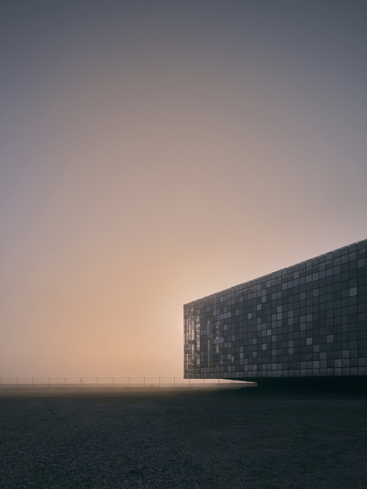 BIM建筑|沙漠中闪烁,欧洲最大太阳能发电厂 / Bilgin Architects BIM建筑|沙漠中闪烁,欧洲最大太阳能发电厂 / Bilgin Architects