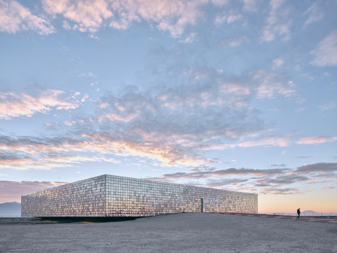 BIM建筑|沙漠中闪烁,欧洲最大太阳能发电厂 / Bilgin Architects BIM建筑|沙漠中闪烁,欧洲最大太阳能发电厂 / Bilgin Architects