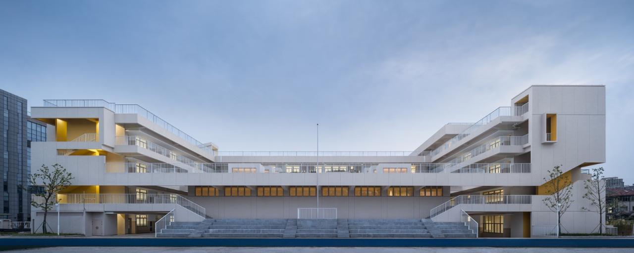BIM建筑|江苏省南京市文齐路小学 / 荣朝晖工作室 BIM建筑|江苏省南京市文齐路小学 / 荣朝晖工作室