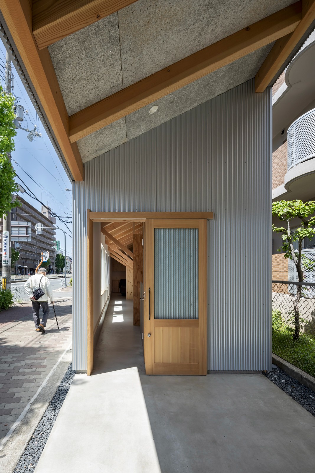 BIM建筑|4x59米三角地,YOKONAGAYA 美容院 / Office for Environment Architecture BIM建筑|4x59米三角地,YOKONAGAYA 美容院 / Office for Environment Architecture