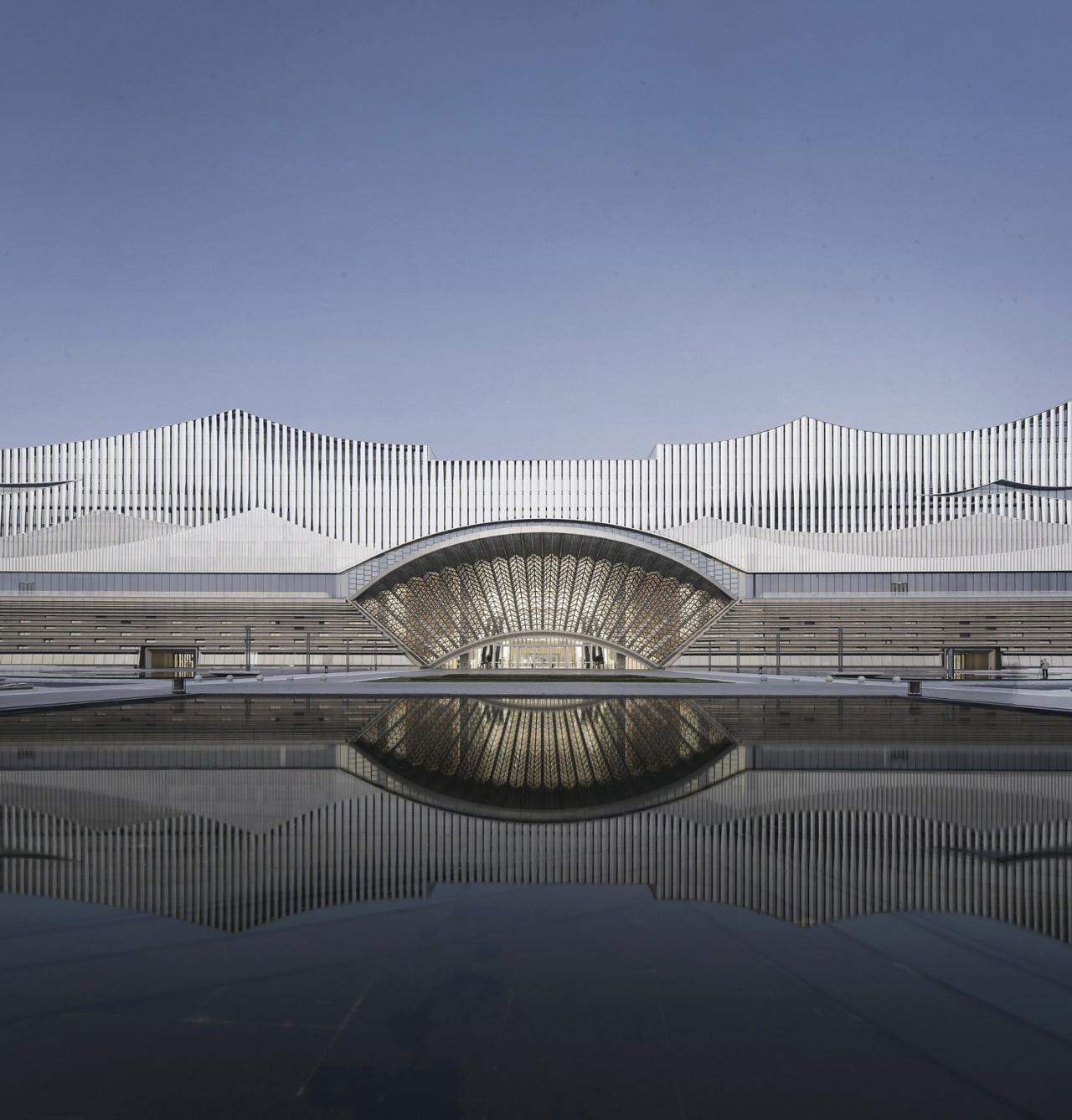 BIM建筑|长沙国际会议中心:水云潇湘 翰墨中华 / 华南理工大学建筑设计研究院有限公司 BIM建筑|长沙国际会议中心:水云潇湘 翰墨中华 / 华南理工大学建筑设计研究院有限公司
