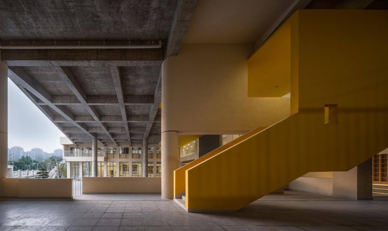 BIM建筑|江苏省南京市文齐路小学 / 荣朝晖工作室 BIM建筑|江苏省南京市文齐路小学 / 荣朝晖工作室