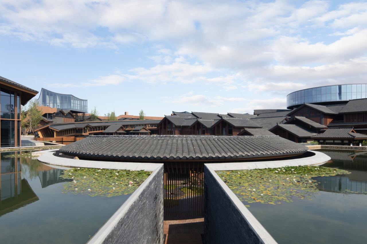 BIM建筑|成都彭州龙兴寺区域城市更新 / BIAD-ASA筑景工作室 BIM建筑|成都彭州龙兴寺区域城市更新 / BIAD-ASA筑景工作室